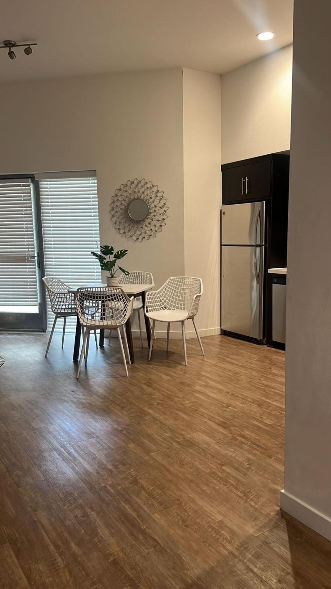 Апартаменты Exceptional Loft Free Parking And Wifi Лос-Анджелес Экстерьер фото